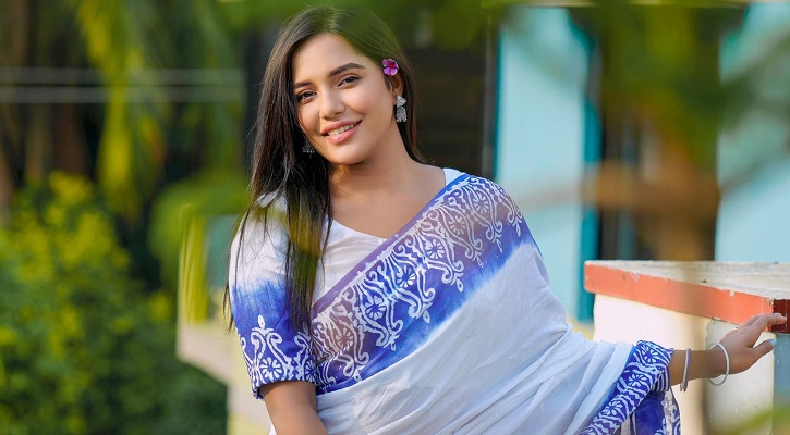 ভাইরাল ভিডিও, সমালোচনায় জবাব মাহির